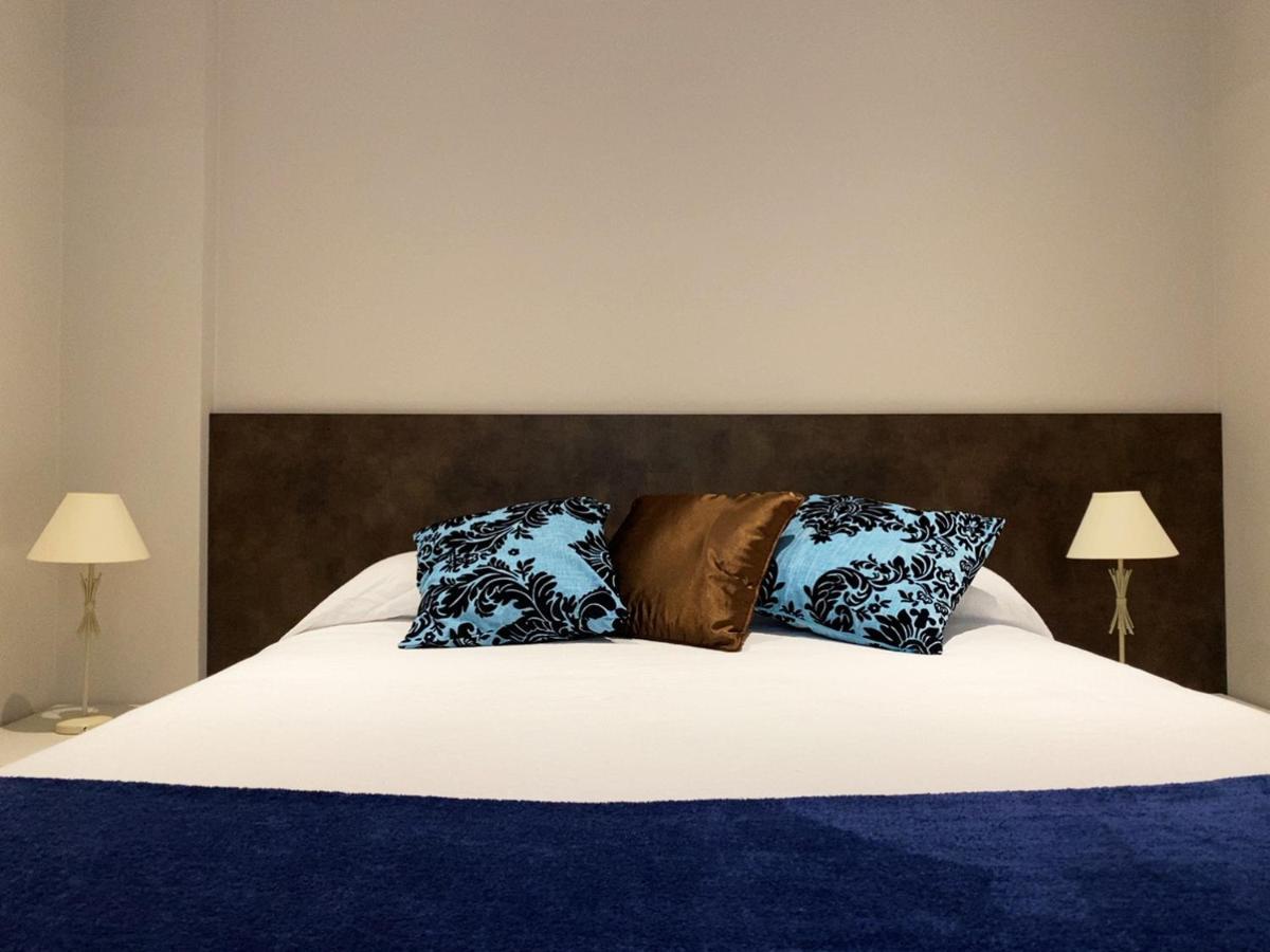 Apartamentos Lorione Olite Luaran gambar