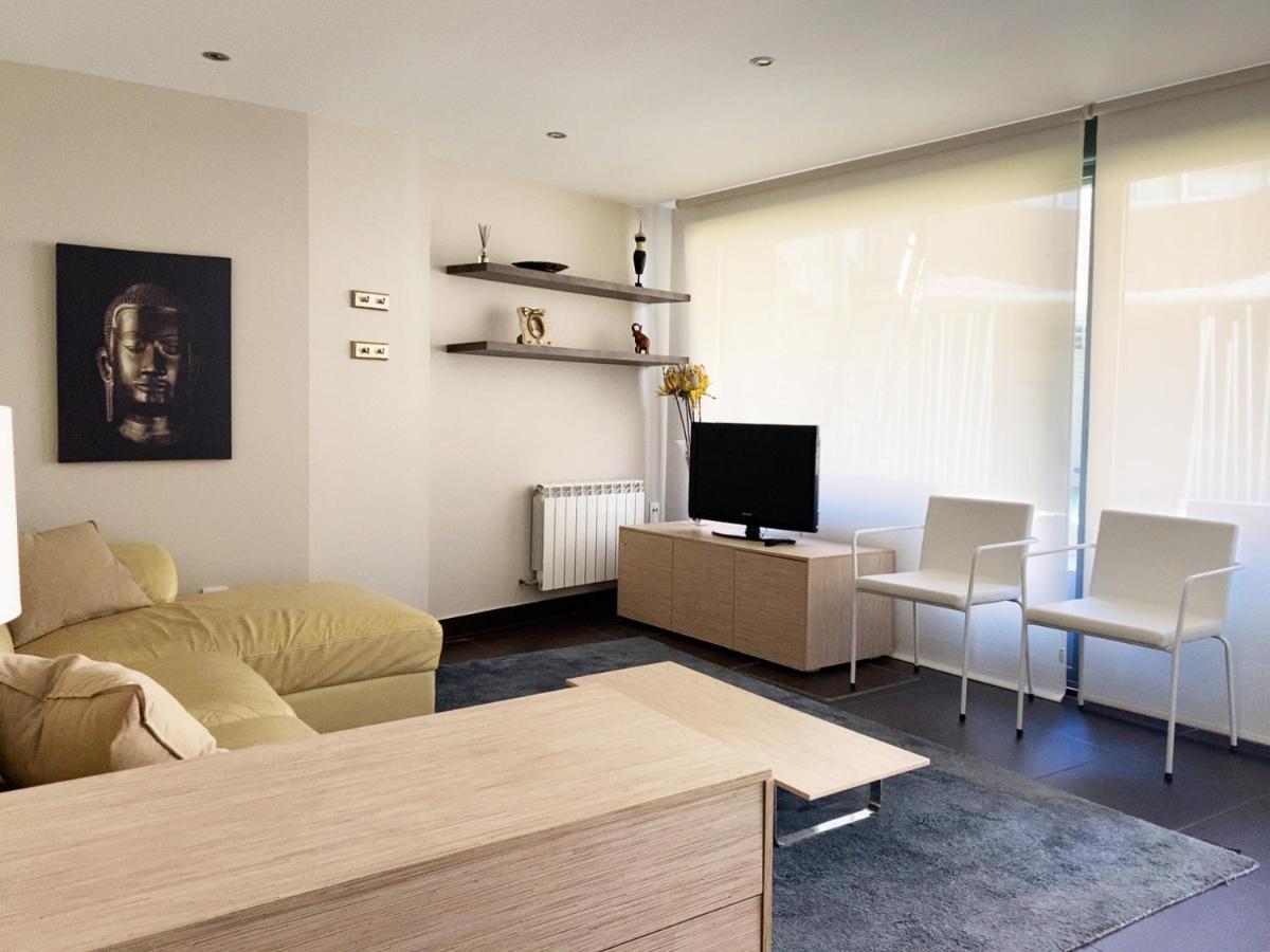 Apartamentos Lorione Olite Luaran gambar
