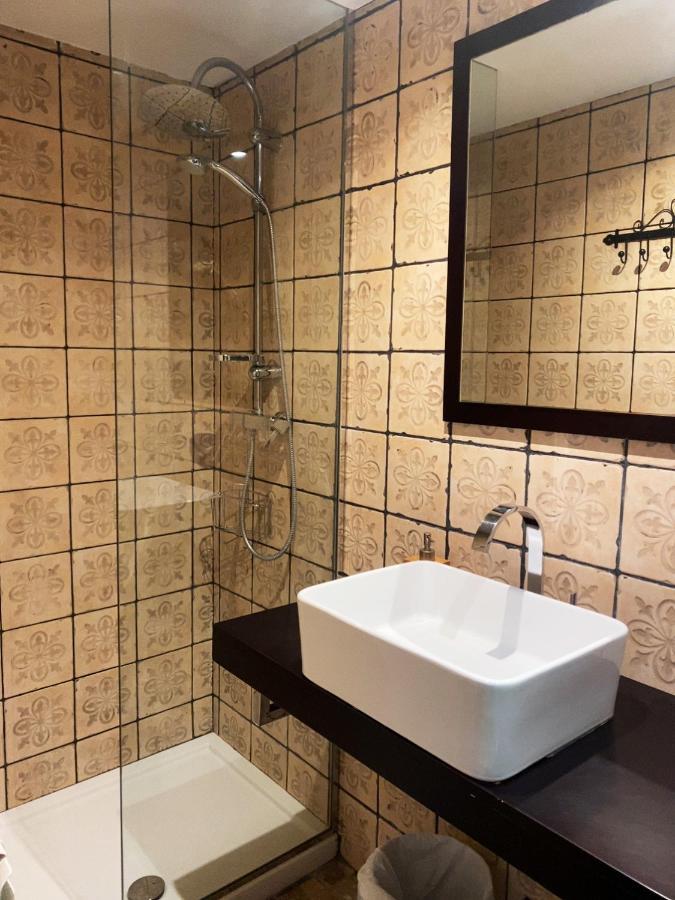 Apartamentos Lorione Olite Luaran gambar