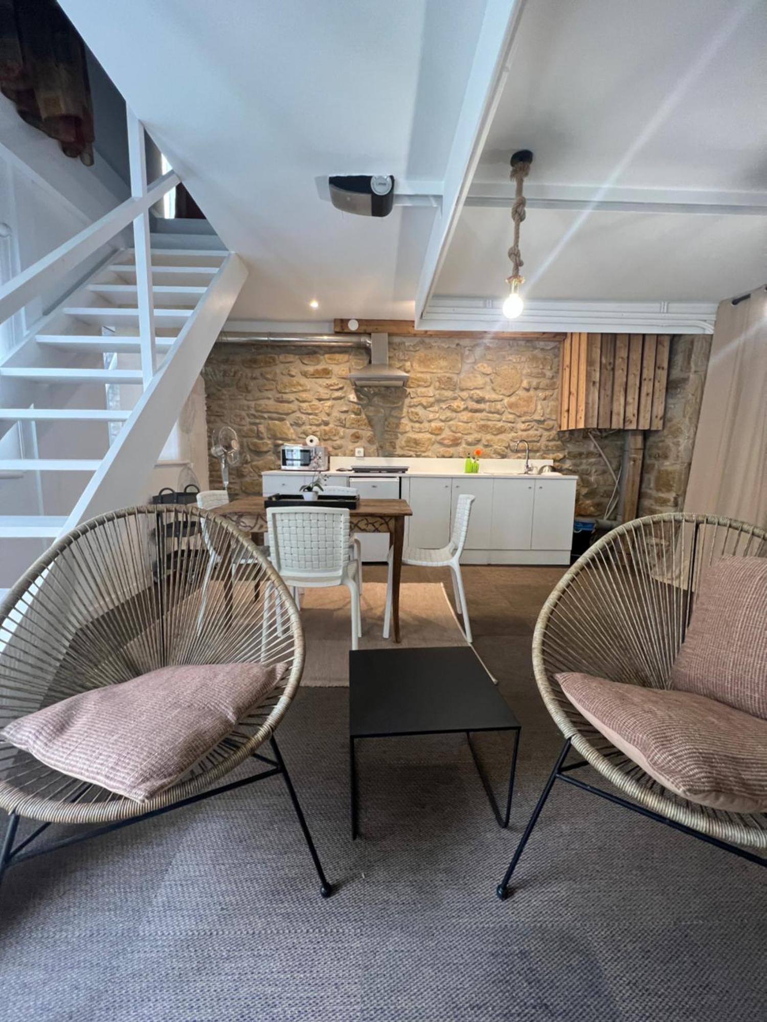 Apartamentos Lorione Olite Luaran gambar
