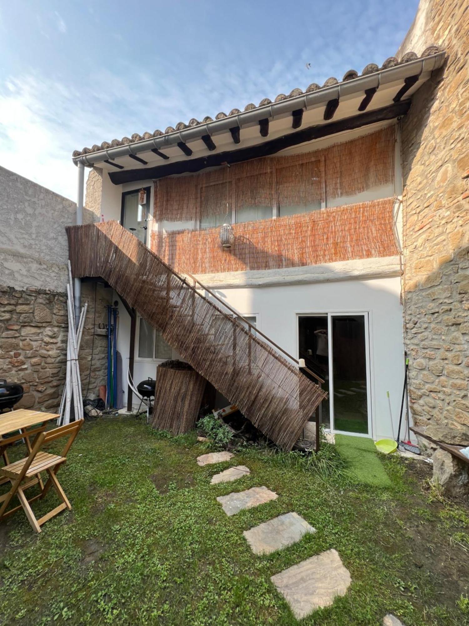 Apartamentos Lorione Olite Luaran gambar